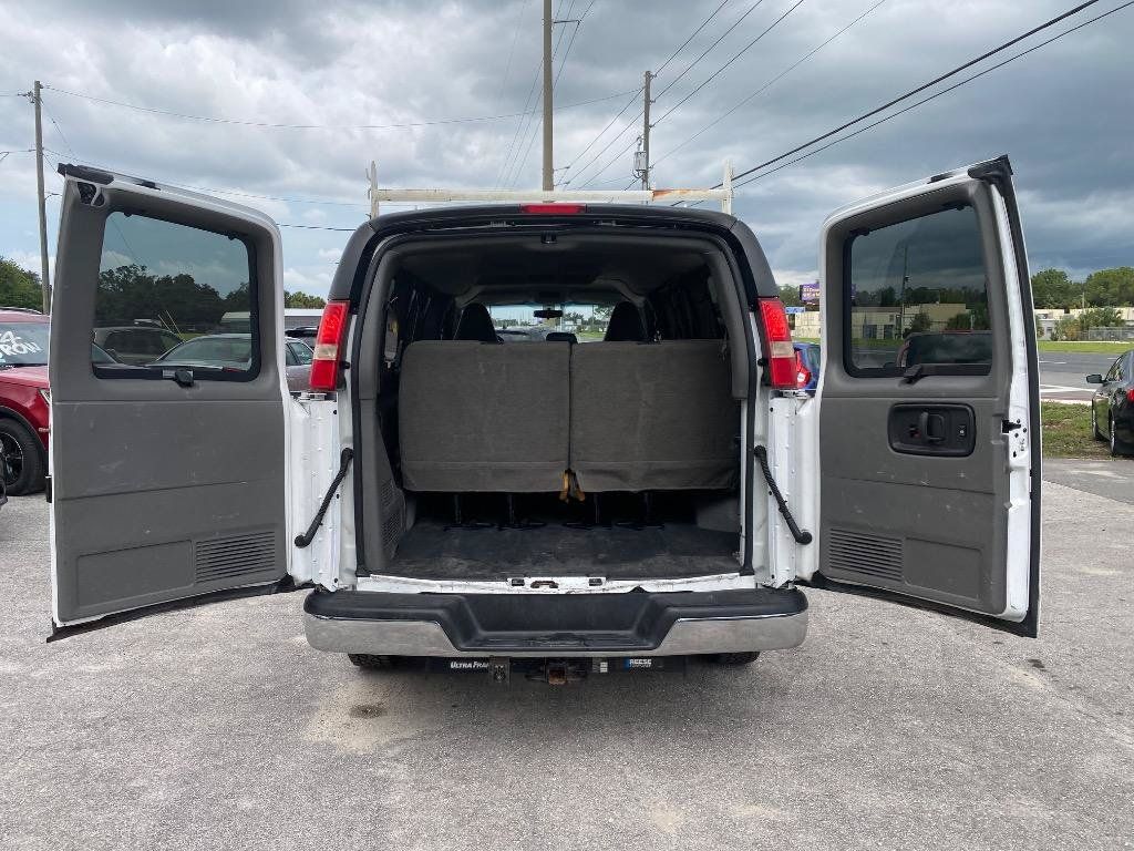 Used 2016 Chevrolet Express 2500 LT w/ LT Preferred Equipment Group RWD image 15