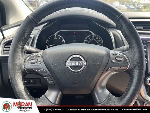 Used 2024 Nissan Murano SV AWD/4WD image 19