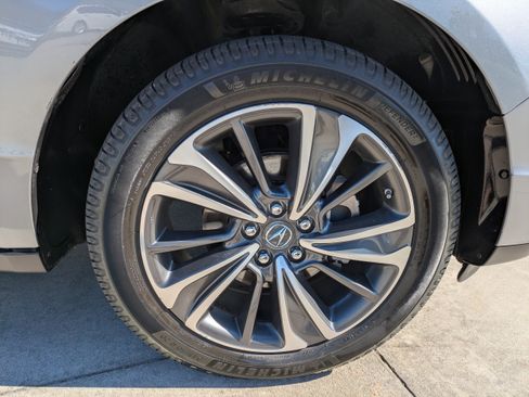 Used 2020 Acura MDX SH-AWD w/ Technology Package image 9