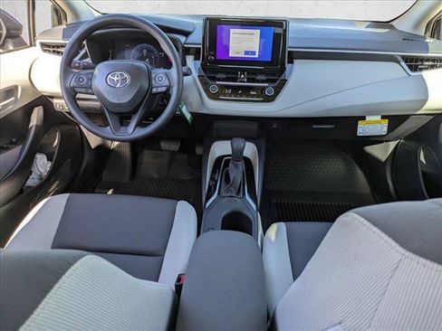 Used 2026 Toyota Corolla LE FWD image 13