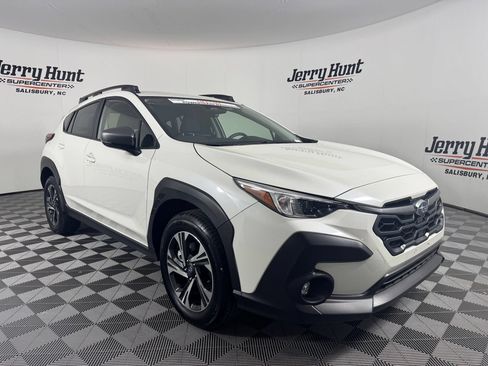 Used 2025 Subaru Crosstrek 2.5i Premium AWD/4WD image 5