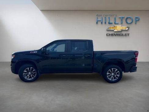 Used 2022 Chevrolet Silverado 1500 RST w/ Z71 Off-Road Package AWD/4WD image 11