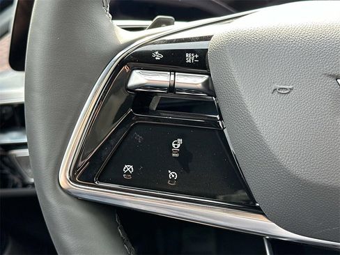 New 2025 Cadillac Lyriq Sport image 15