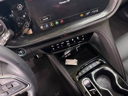 Used 2023 Buick Envision Essence w/ Sport Touring Package AWD/4WD image 27