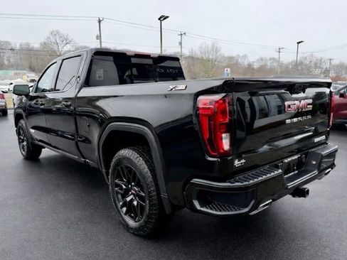 Used 2025 GMC Sierra 1500 Elevation w/ Elevation Premium Package image 8