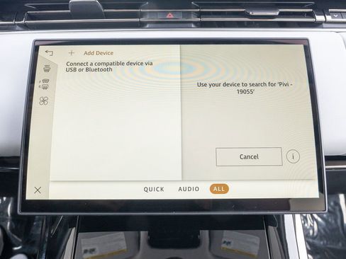 Used 2024 Land Rover Range Rover Sport SE image 32