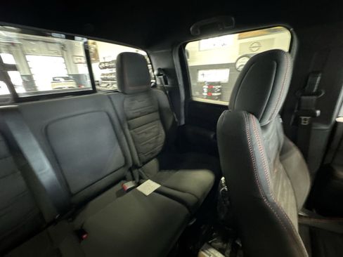 New 2026 Nissan Frontier 4x4 Crew Cab image 7