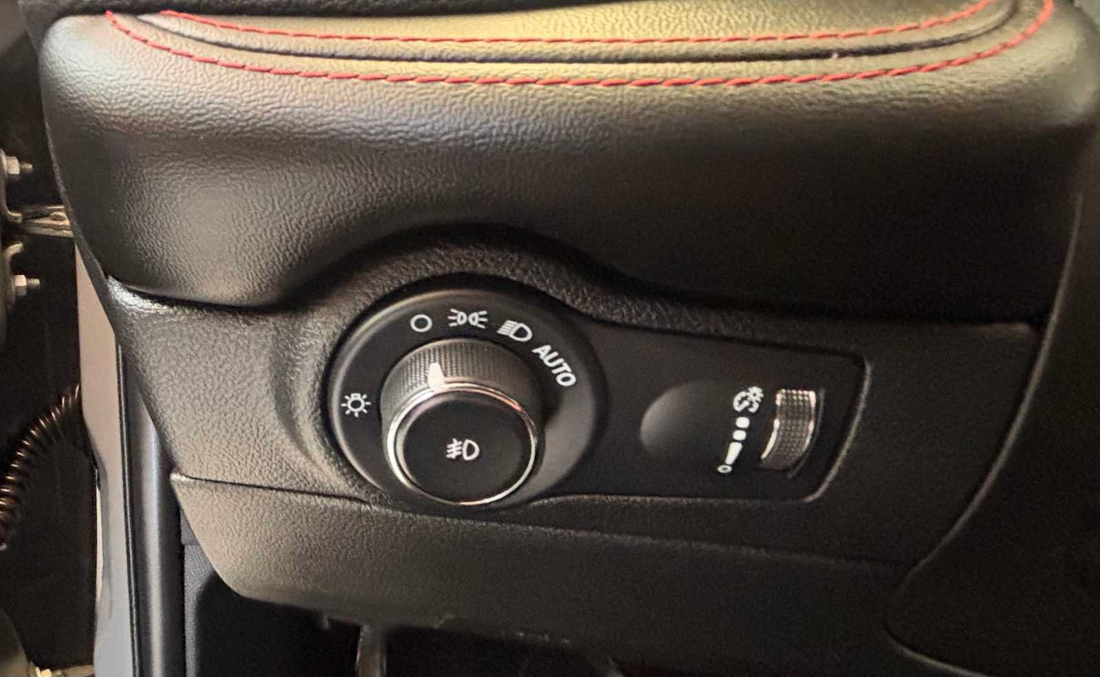 Certified 2023 Dodge Durango GT AWD/4WD image 17