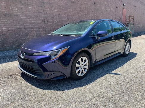 Used 2024 Toyota Corolla LE FWD image 1