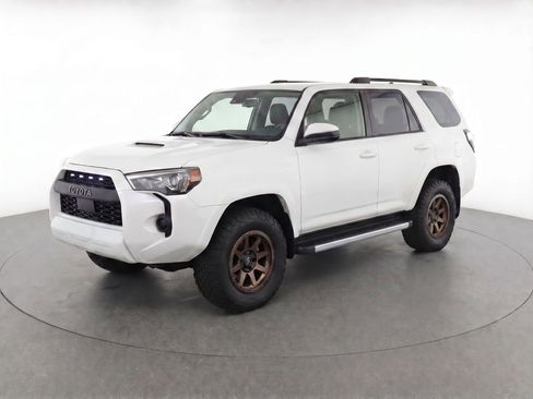 Used 2022 Toyota 4Runner Trail Special Edition AWD/4WD image 16
