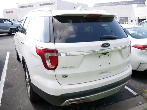Used 2017 Ford Explorer Limited AWD/4WD image 8