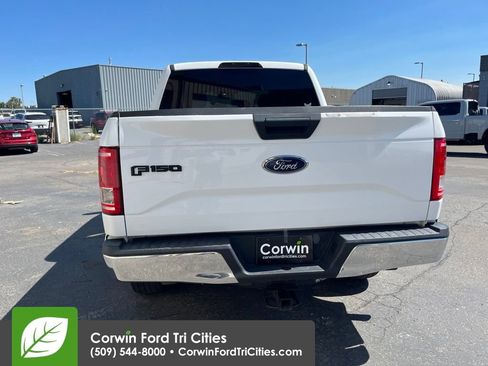 Used 2017 Ford F150 XLT AWD/4WD image 5