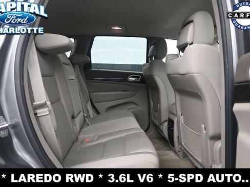 Used 2012 Jeep Grand Cherokee Laredo RWD image 11