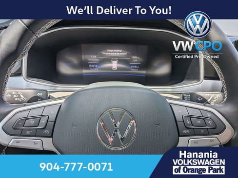 Certified 2026 Volkswagen Taos SE FWD image 33