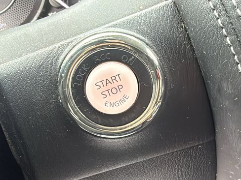 Used 2020 Nissan Armada SL image 12