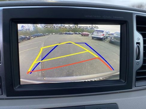 Used 2018 Kia Sportage SX image 11