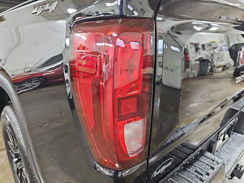 Certified 2023 GMC Sierra 1500 Elevation image 39
