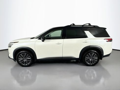 Used 2023 Nissan Pathfinder SL w/ SL Premium Package AWD/4WD image 8