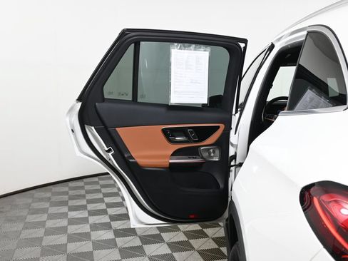 Certified 2026 Mercedes-Benz GLC 300 4MATIC image 30