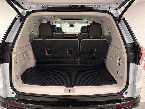 New 2026 GMC Acadia Denali w/ Super Cruise Package image 23