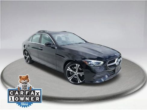 Used 2025 Mercedes-Benz C 300 Sedan image 2