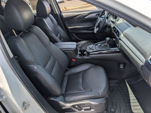 Used 2021 MAZDA CX-9 Touring w/ Touring Premium Package FWD image 9