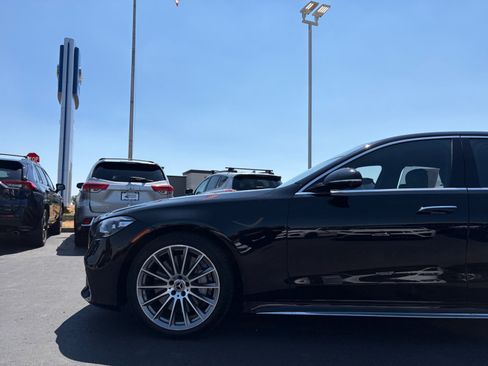 Used 2022 Mercedes-Benz S 580 4MATIC Sedan image 10