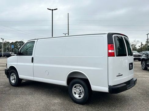 New 2025 Chevrolet Express 2500 image 25