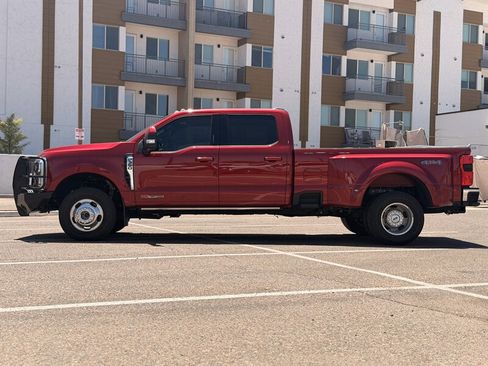 Used 2023 Ford F350 Lariat w/ Lariat Ultimate Package AWD/4WD image 5