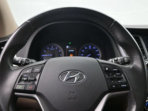 Used 2017 Hyundai Tucson Limited w/ Limited Ultimate Package 03 AWD/4WD image 10