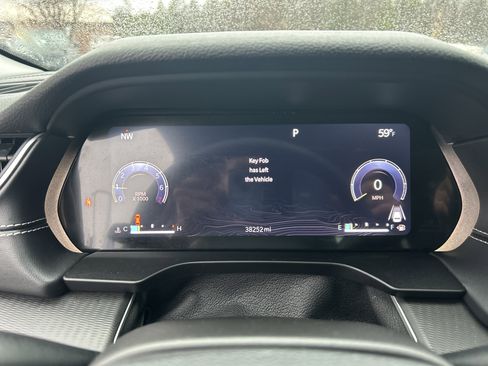 Used 2023 Jeep Grand Cherokee L Laredo image 18