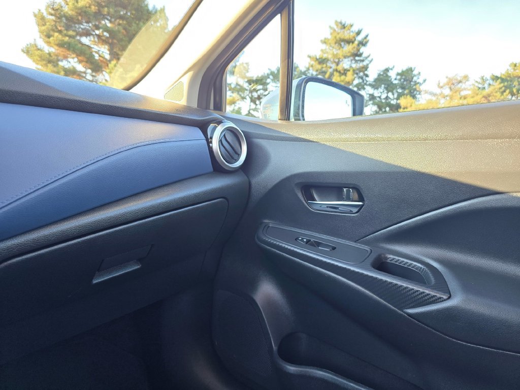 Used 2024 Nissan Versa SV FWD image 28