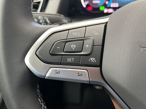 New 2026 Volkswagen Atlas Cross Sport SE AWD/4WD image 13