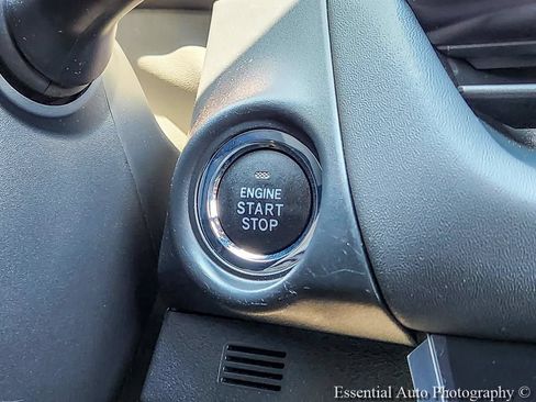 Certified 2026 Subaru Outback Touring XT AWD/4WD image 19