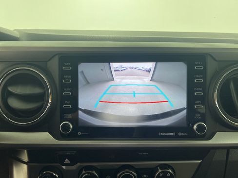 Used 2020 Toyota Tacoma SR5 image 13