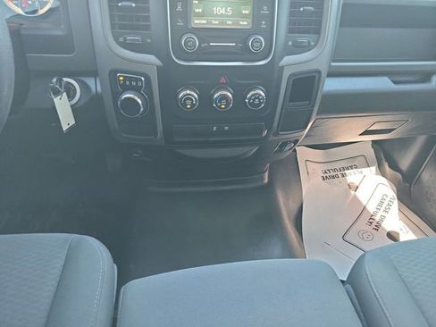 Used 2016 RAM 1500 Express image 3