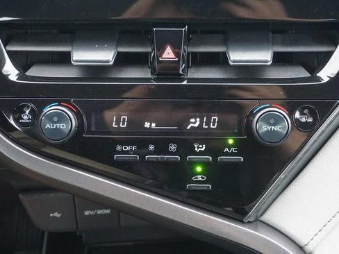 Certified 2024 Toyota Camry SE FWD image 12