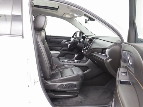 Used 2021 Chevrolet Traverse Premier w/ Redline Edition image 21
