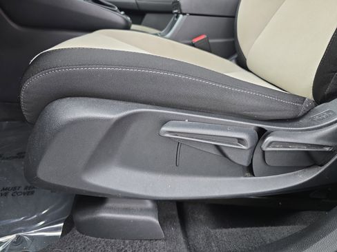 Certified 2025 Honda CR-V LX image 28