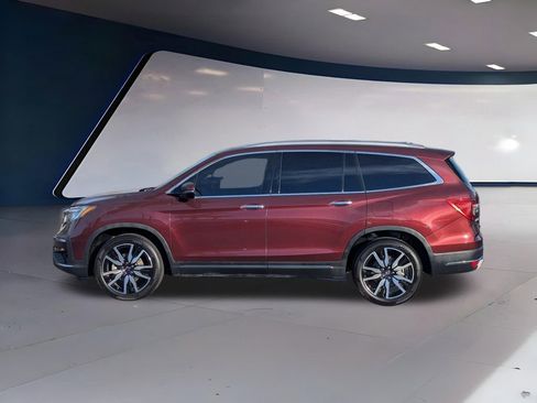 Used 2021 Honda Pilot Touring image 6