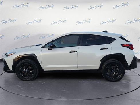 Used 2024 Subaru Crosstrek 2.0i image 2