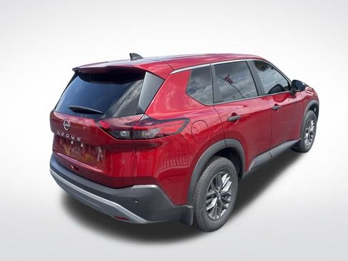 Used 2023 Nissan Rogue S image 5