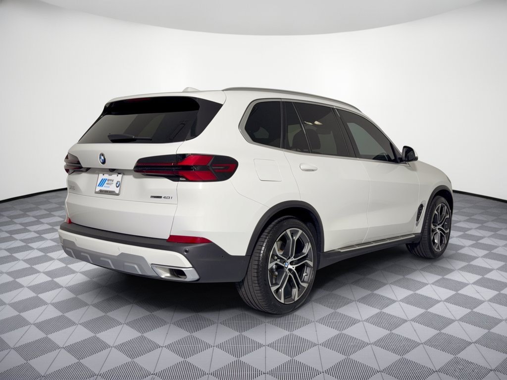 Used 2026 BMW X5 sDrive40i w/ Climate Comfort Package RWD image 9