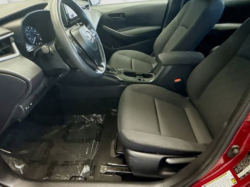 Used 2024 Toyota Corolla LE image 14