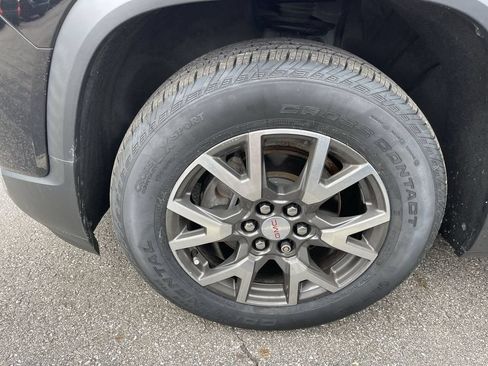 Used 2020 GMC Acadia SLE w/ Driver Convenience Package AWD/4WD image 2
