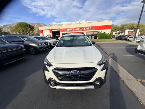 Used 2024 Subaru Outback Limited AWD/4WD image 9