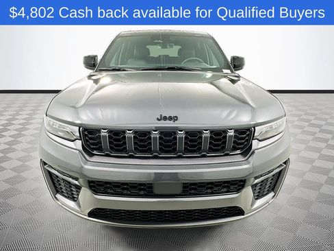 New 2026 Jeep Grand Cherokee Altitude AWD/4WD image 2