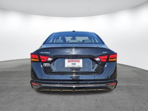 Used 2022 Nissan Altima 2.5 SV image 5