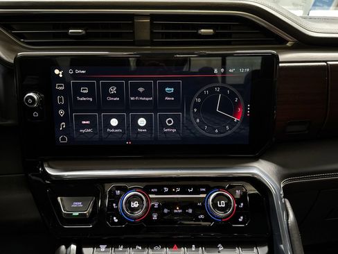 Used 2024 GMC Sierra 3500 Denali Ultimate image 7