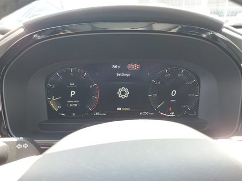 Certified 2026 INFINITI QX60 Luxe w/ Cargo Package AWD/4WD image 27